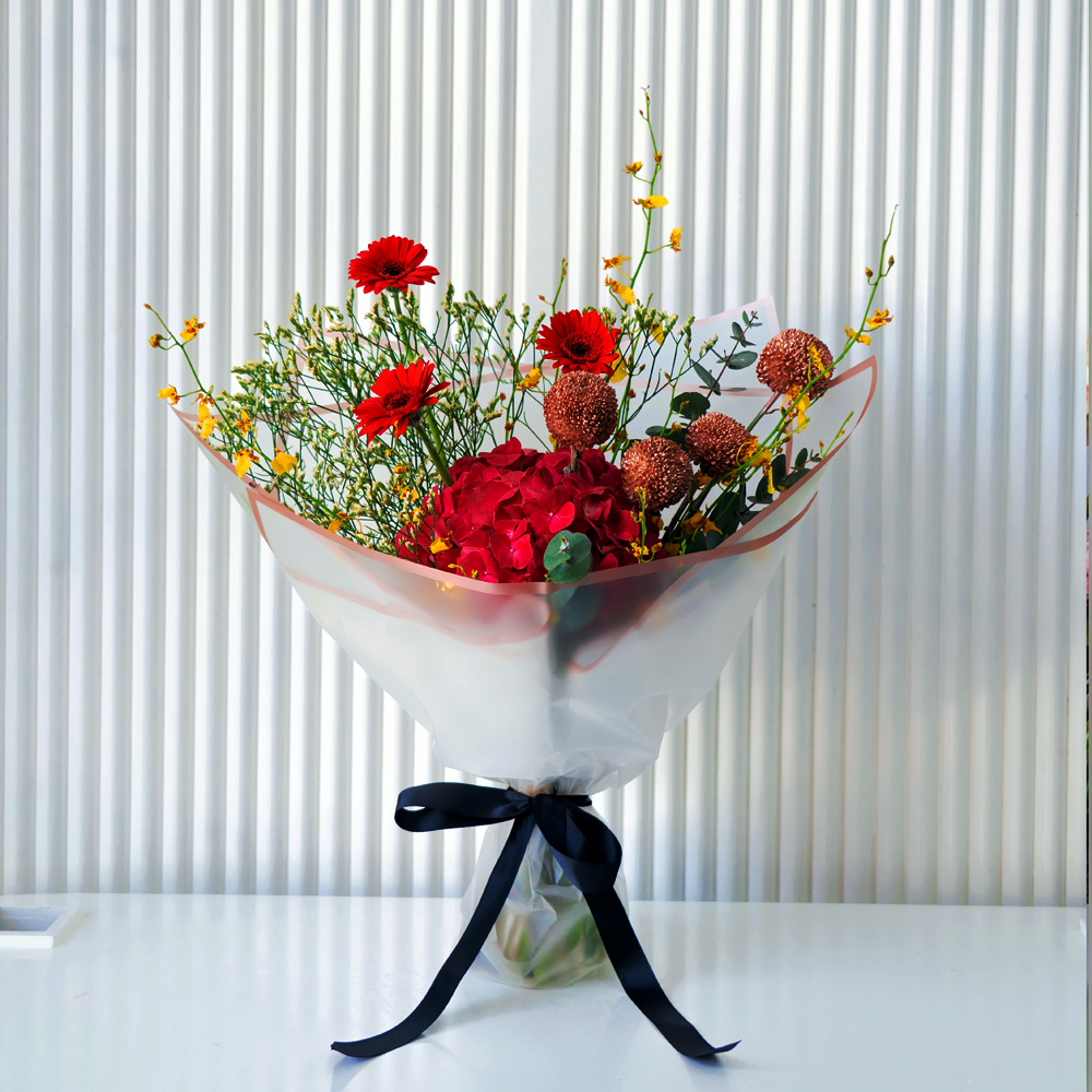 Gaila Online Flower Shop Dubai | Same Day Flower Delivery | Premium Floral Bouquets