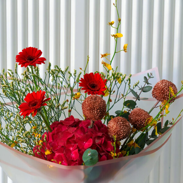Gaila Online Flower Shop Dubai | Same Day Flower Delivery | Premium Floral Bouquets