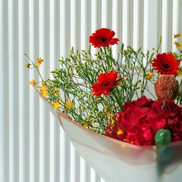 Gaila Online Flower Shop Dubai | Same Day Flower Delivery | Premium Floral Bouquets