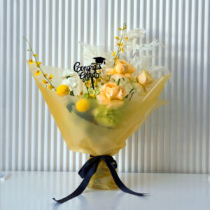 yellow-mixed-bouquet-for-graduation