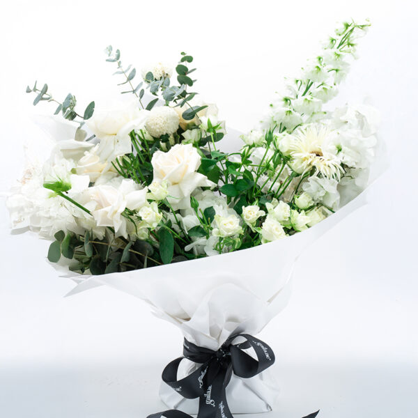 Natural White Bouquet - Image 2